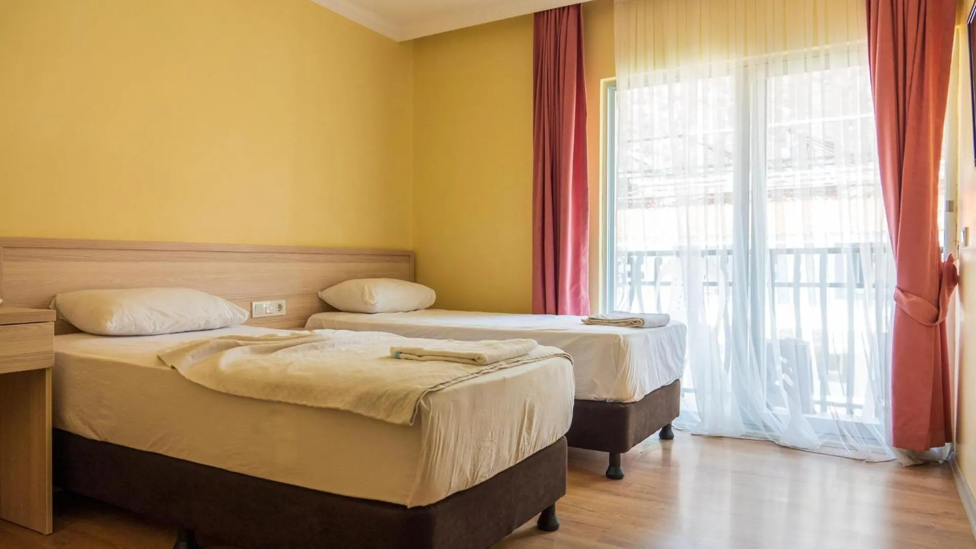 Magic Tulip Beach Hotel Oludeniz