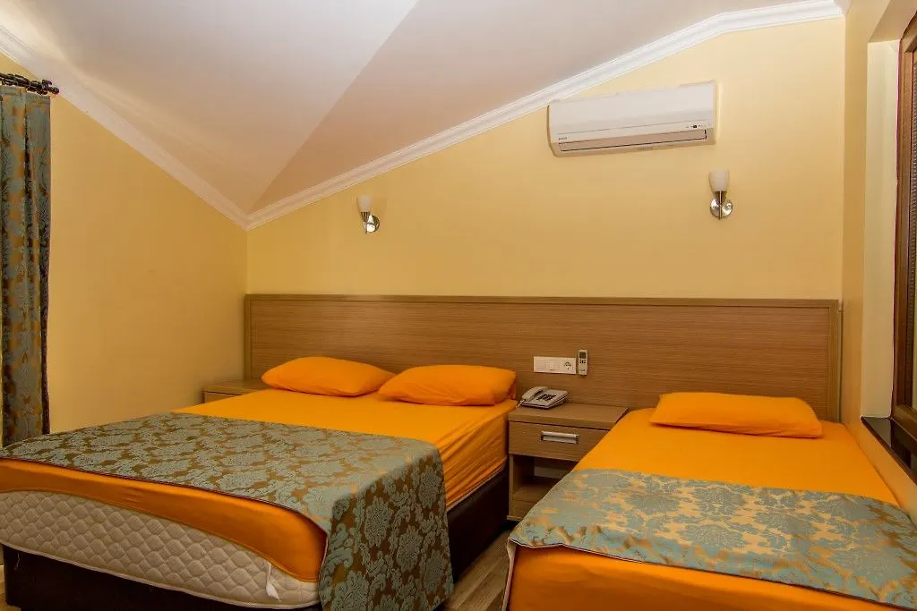 Magic Tulip Beach Hotel Олудениз