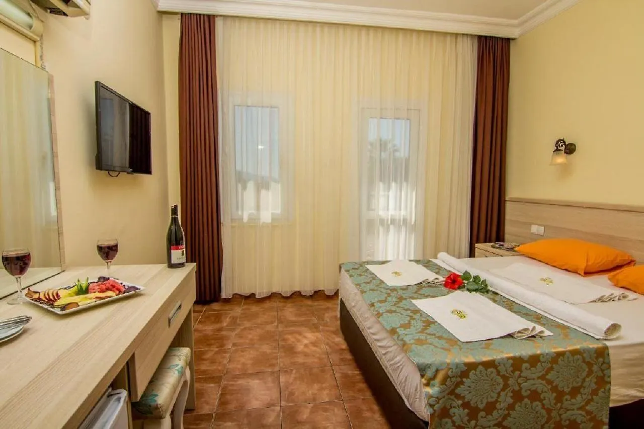 Magic Tulip Beach Hotel Ölüdeniz 3*,  Türkei